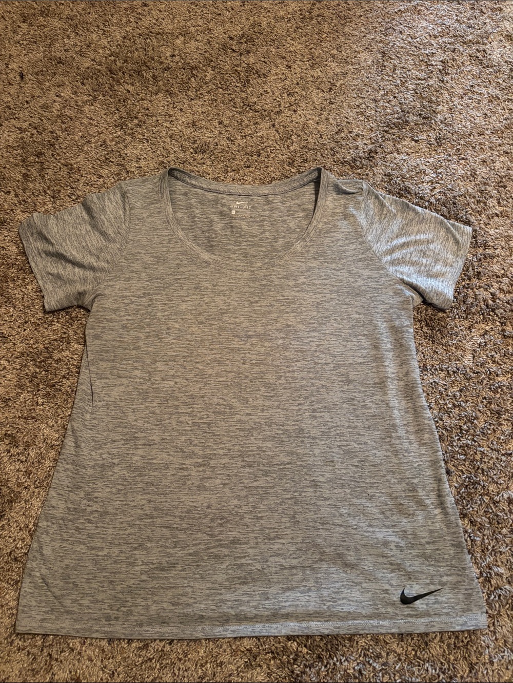 Nike Women's Heather Gray Short Sleeve Scoop Neck Tee